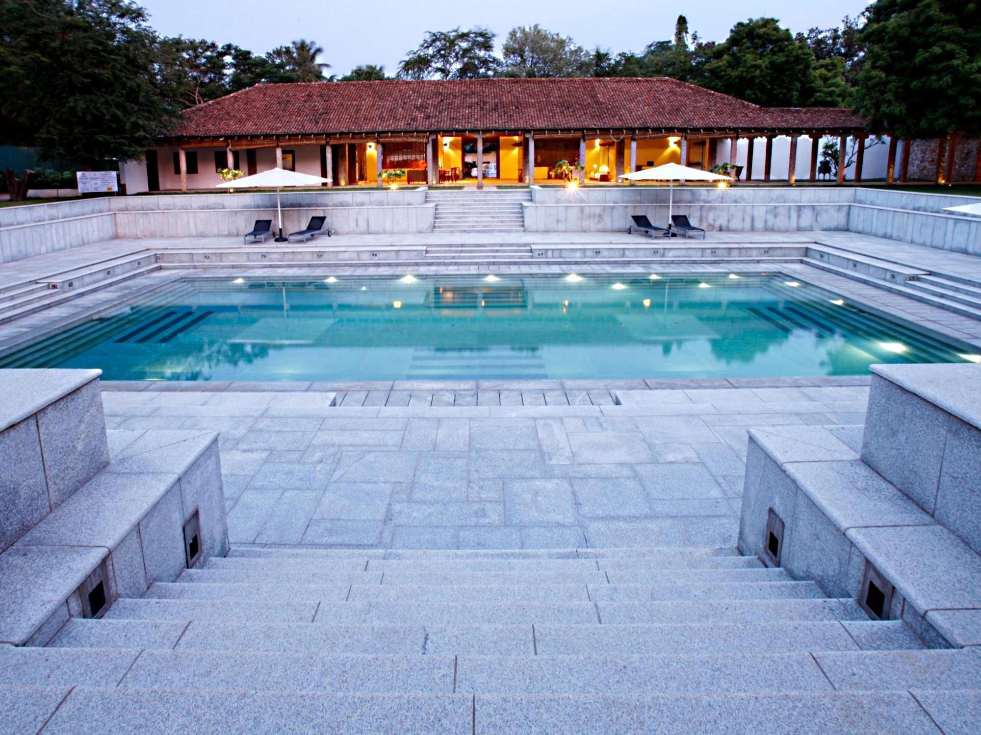 Heritage Madurai Exterior photo The swimming pool at the resort